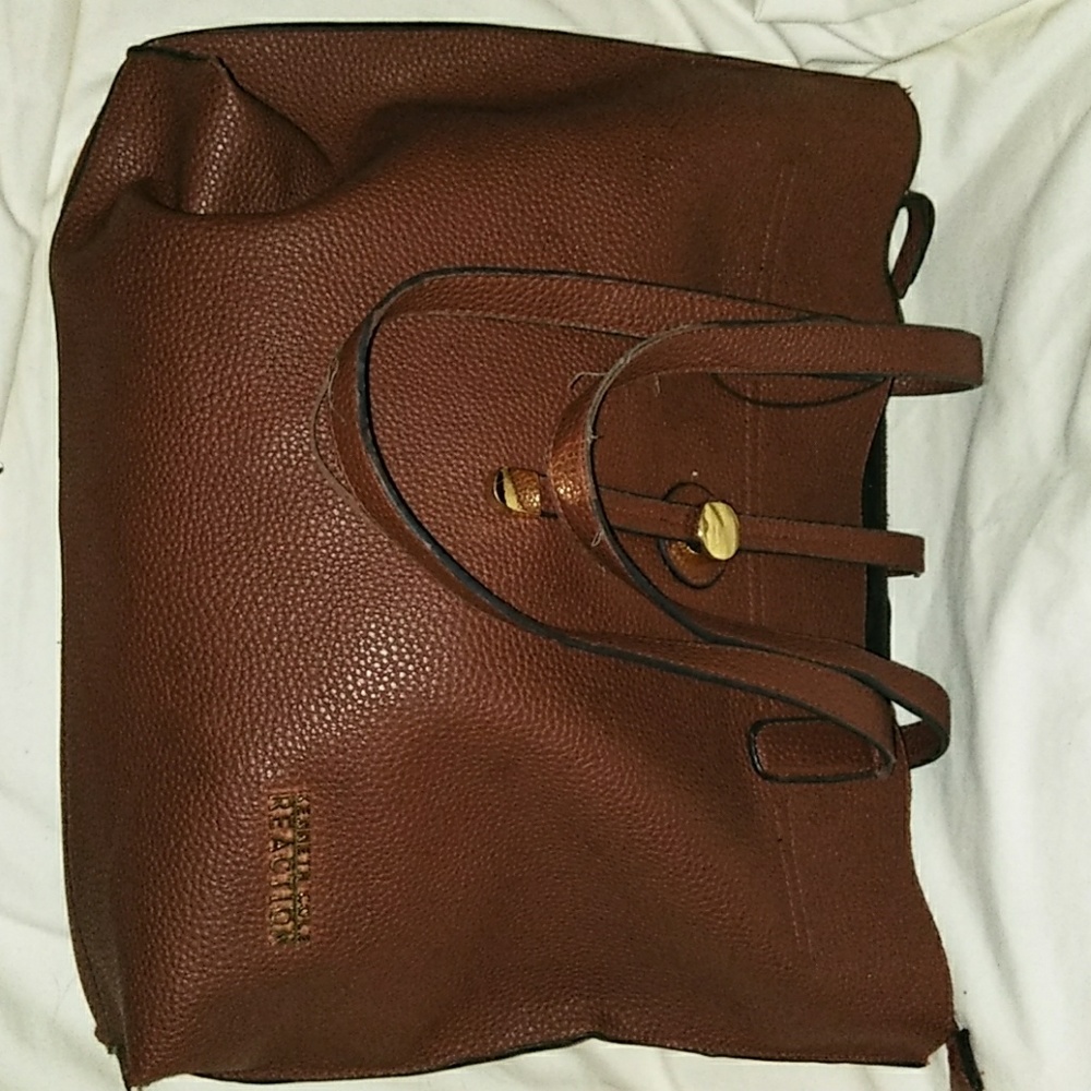 Kenneth cole reaction overnight bag